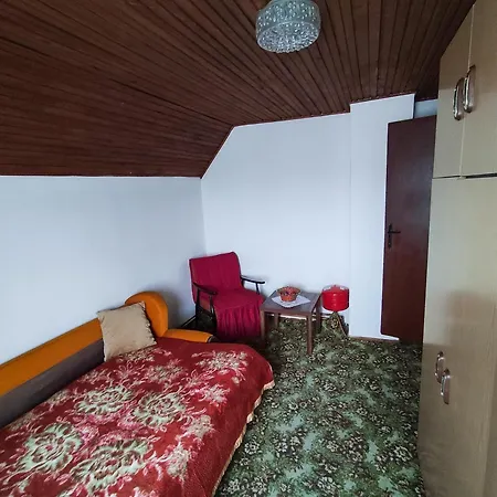 Porodicna Oaza - Family House Kosjeric