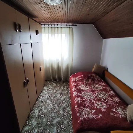 Porodicna Oaza - Family House Vikendica Kosjeric