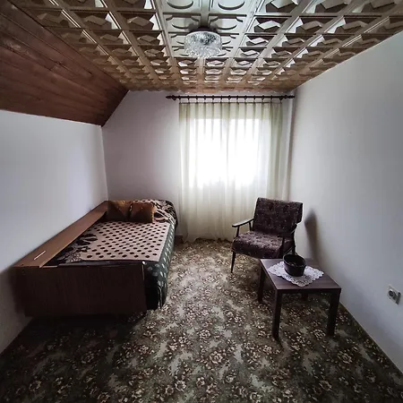 Porodicna Oaza - Family House Vikendica Kosjeric