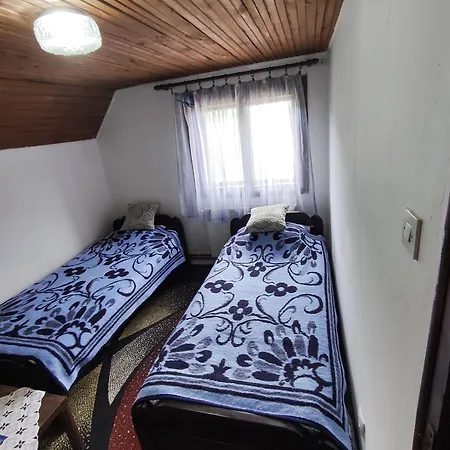 Porodicna Oaza - Family House