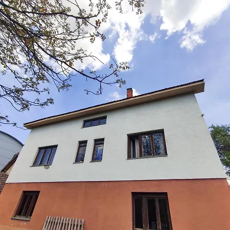 Porodicna Oaza - Family House